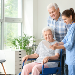 elder law in Cincinnati, Ohio older couple with nurse